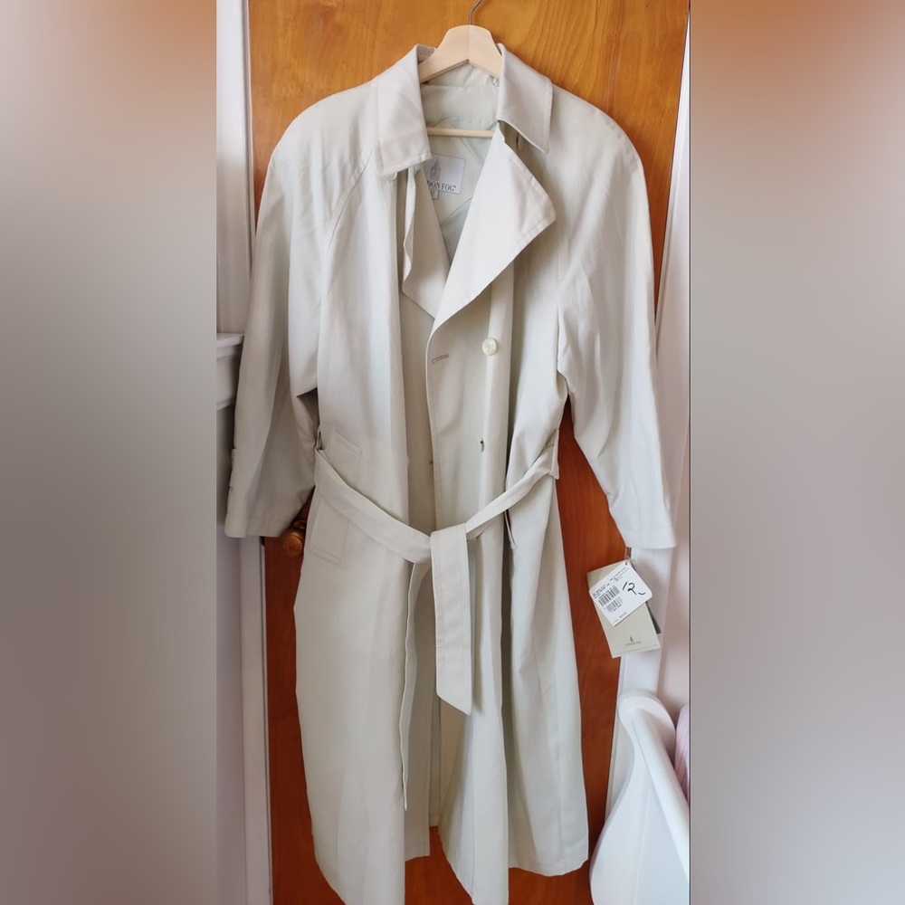 London Fog Size 12 Petite Trench Coat